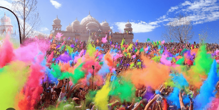 Holi India