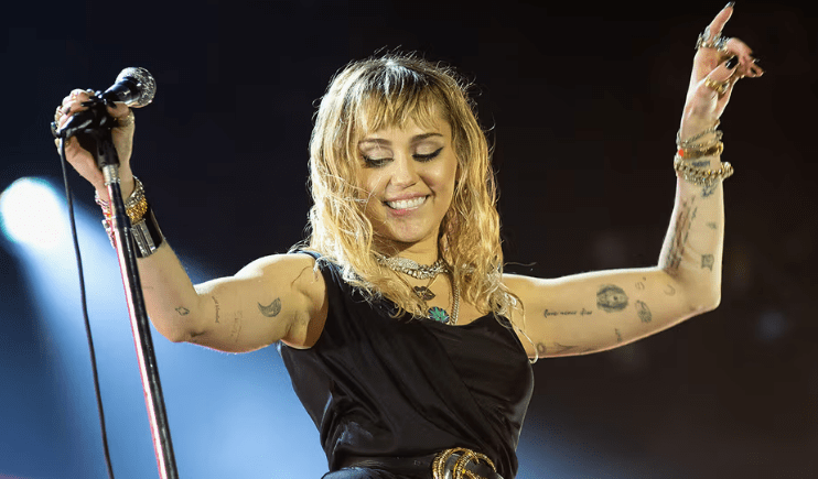 miley cyrus net worth